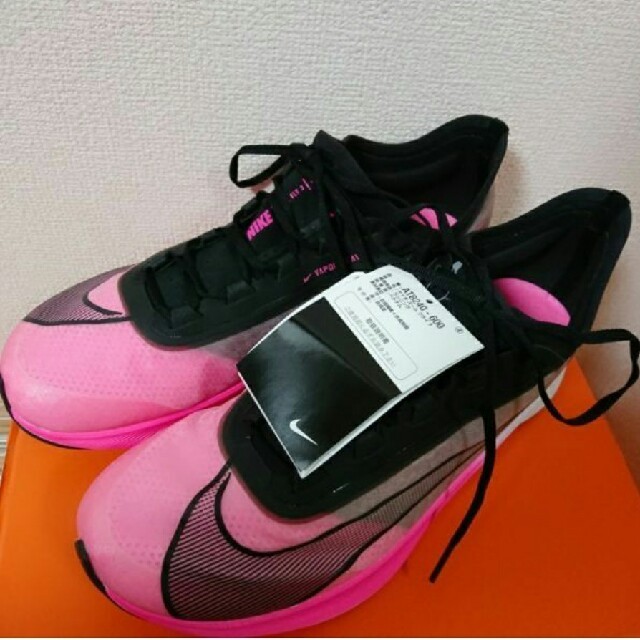 NIKE(ナイキ)の28cm NIKE ZOOM FLY 3 ナイキ ズーム フライ ピンク 新品 メンズの靴/シューズ(スニーカー)の商品写真