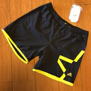 アディダス(adidas)のアディダス　ショートパンツ　トレーニング　ヨガ　スポーツ　ハーフパンツ　新品(ショートパンツ)