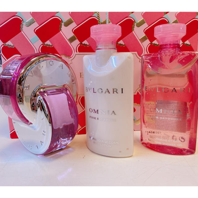 BVLGARI(ブルガリ)のオムニアピンクサファイア 香水セット コスメ/美容の香水(香水(女性用))の商品写真