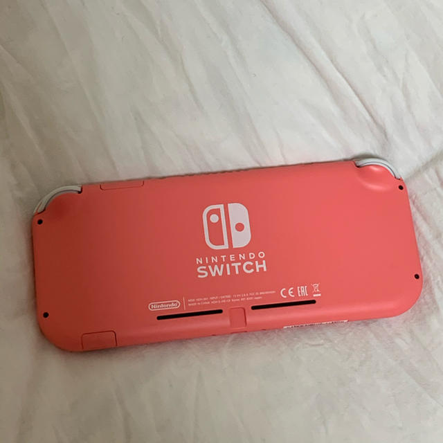 Nintendo Switch light 本体