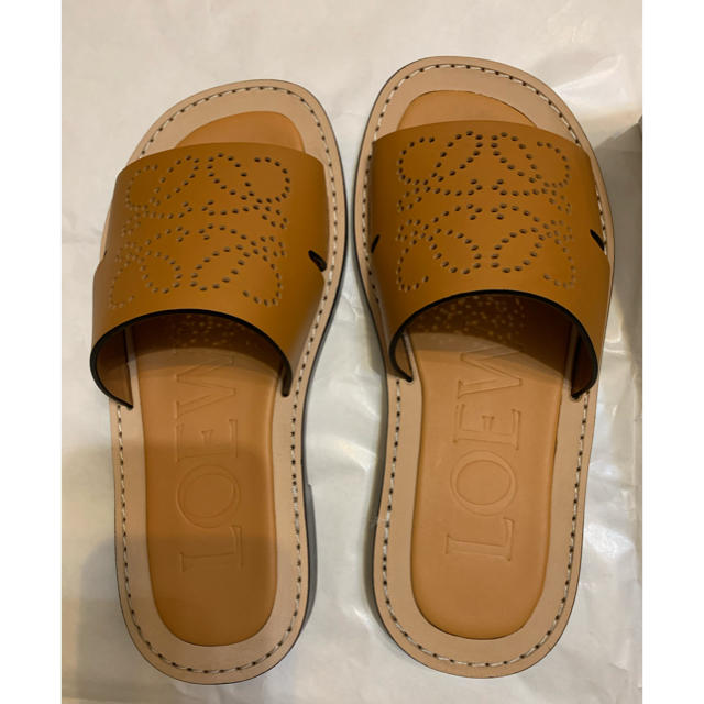 LOEWE - LOEWE Perforated Anagram Mule uka様専用の通販 by きゅう