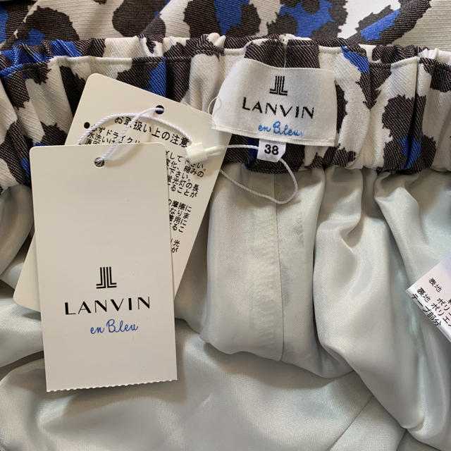 LANVIN en Bleu(ランバンオンブルー)のmanaponyooo様専用 ランバンオンブルー　ショートパンツ レディースのパンツ(ショートパンツ)の商品写真