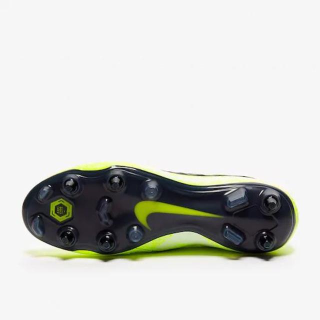 セール(SALE)開催中！ファッション通販 NIKE - ファントムヴェノム エリート SG VNM サッカー スパイク シューズ