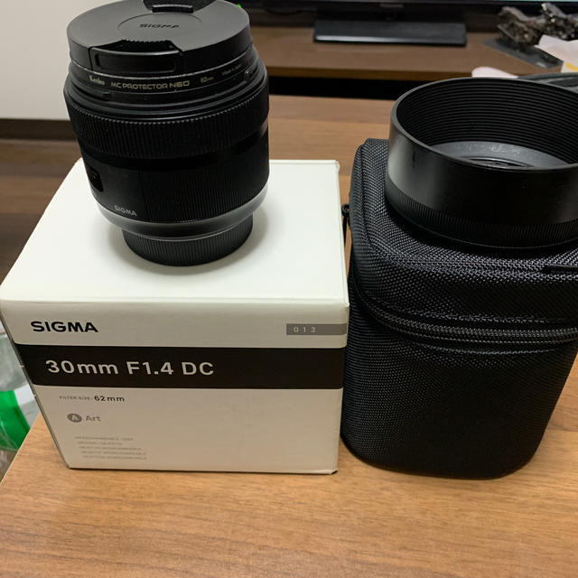 SIGMA　30mm F1.4 ニコンマウント　品