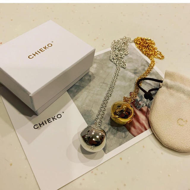 chieko c + wonky ball necklace gold