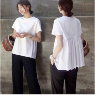 Tシャツ　トップス(Tシャツ(半袖/袖なし))