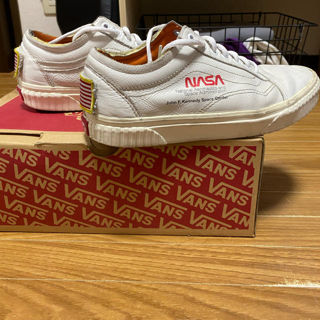 vans nasa old skool