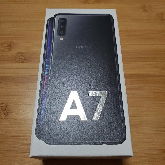 Galaxy A7 64GB ブラック