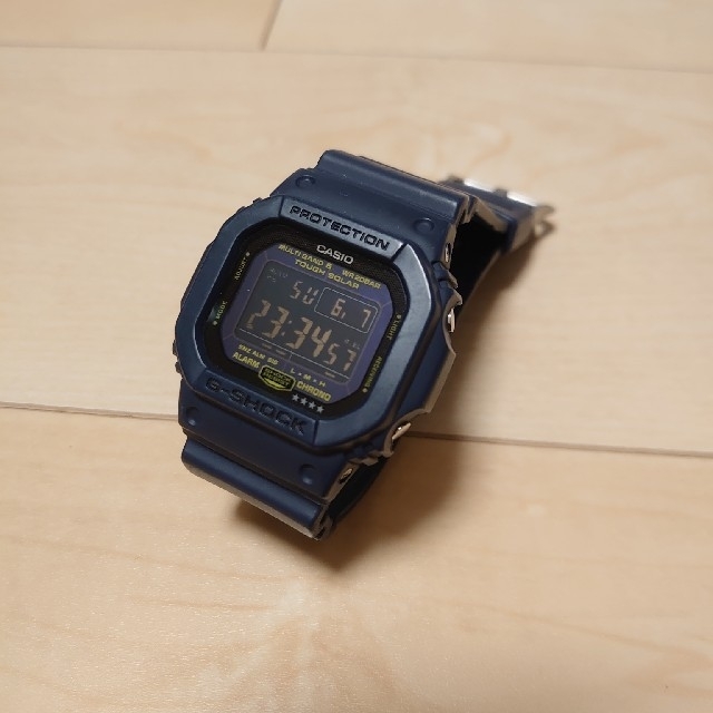 G-SHOCK(ジーショック)のCASIO G-SHOCK GW-M5610NV メンズの時計(腕時計(デジタル))の商品写真