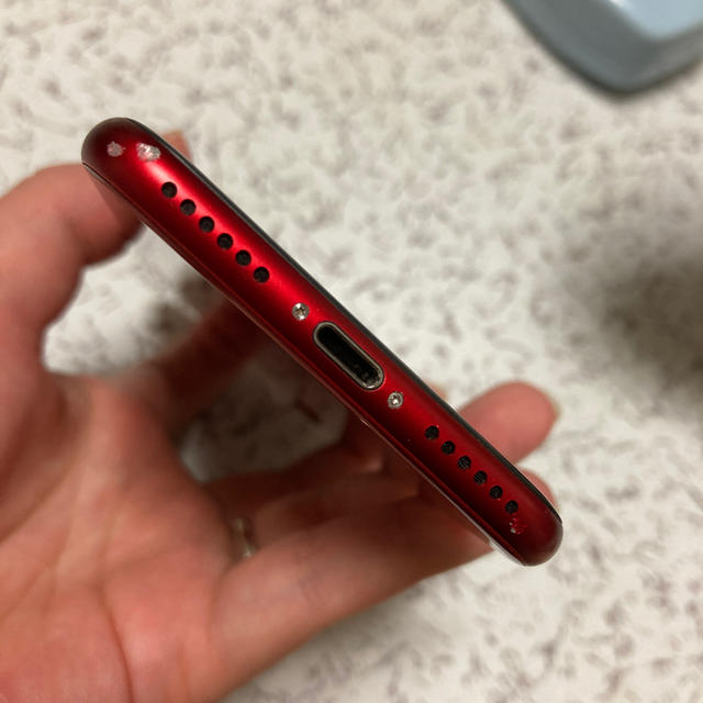 au iPhone8 256GB RED SIMフリー 新しいコレクション 15198円