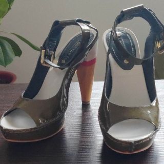 セリーヌ(celine)のセリーヌ　CELINE　サンダル(サンダル)