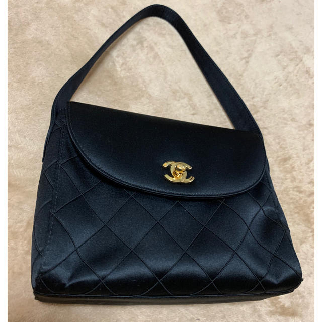 CHANEL(シャネル)の【美品】CHANEL ココマーク サテン ハンドバッグ レディースのバッグ(ハンドバッグ)の商品写真