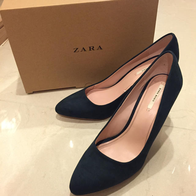 ZARA(ザラ)のZARA✳︎ディープグリーンパンプス レディースの靴/シューズ(ハイヒール/パンプス)の商品写真