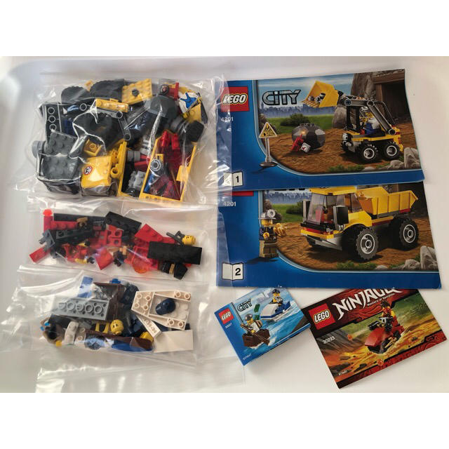 Lego(レゴ)のレゴ (LEGO) シティ 2セットとおまけ キッズ/ベビー/マタニティのおもちゃ(積み木/ブロック)の商品写真