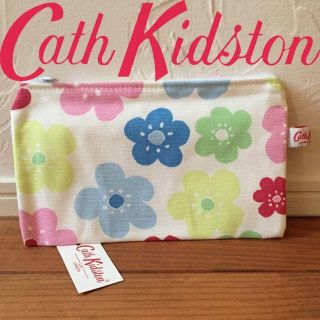 キャスキッドソン(Cath Kidston)の新品 UK製 キャスキッドソン コットンジップパース フラワーズホワイト(ポーチ)