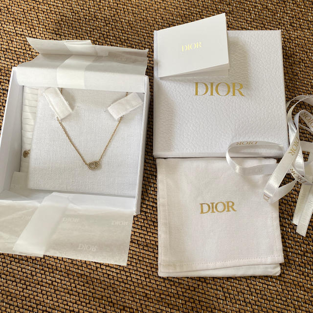 dior ネックレス