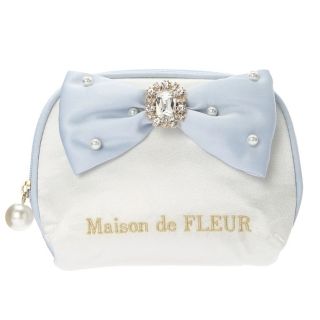 メゾンドフルール(Maison de FLEUR)のMaison de FLEUR ウエディングビジューティッシュケース(ポーチ)