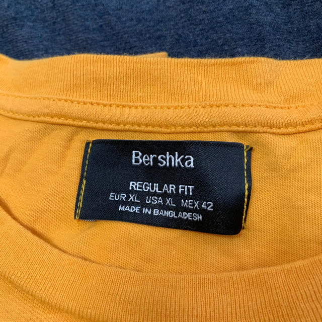 Bershka(ベルシュカ)のBershka Tシャツ yellow メンズのトップス(Tシャツ/カットソー(半袖/袖なし))の商品写真