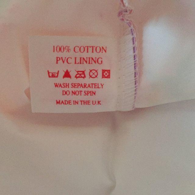Cath Kidston(キャスキッドソン)の新品 UK製 キャスキッドソン コットンフラットパース ローズスプリグピンク レディースのファッション小物(ポーチ)の商品写真