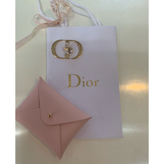 Christian Dior(クリスチャンディオール)のミスディオール ブルーミング ボディパウダー+ディオール ピンク 小物ケース コスメ/美容のボディケア(ボディパウダー)の商品写真