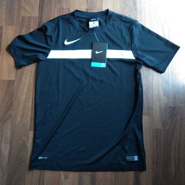 Nike ナイキ サッカー Tシャツ 半袖 150 新品の通販 By あやや S Shop ナイキならラクマ