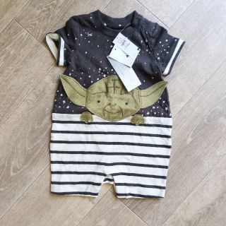 ベビーギャップ(babyGAP)のbabygap　スターウォーズコラボ　半袖ロンパースボディスーツ　70　80(ロンパース)