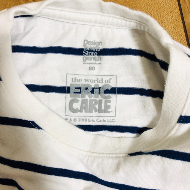 値下げ！950→800  はらぺこあおむし　Tシャツ　90 キッズ/ベビー/マタニティのキッズ服男の子用(90cm~)(Tシャツ/カットソー)の商品写真