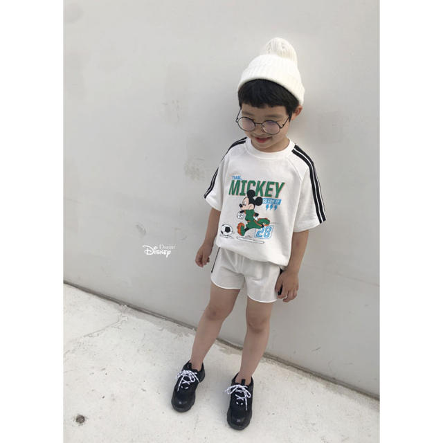 ミッキー サッカーセットアップ 120.130size キッズ/ベビー/マタニティのキッズ服男の子用(90cm~)(Tシャツ/カットソー)の商品写真