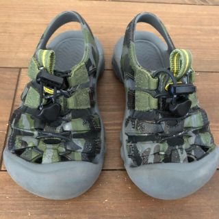 キーン(KEEN)のkeen サンダル　16cm キッズ(サンダル)