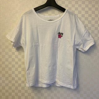 ステューシー(STUSSY)のSTUSSY Tシャツ 白 ハイビスカス(Tシャツ(半袖/袖なし))