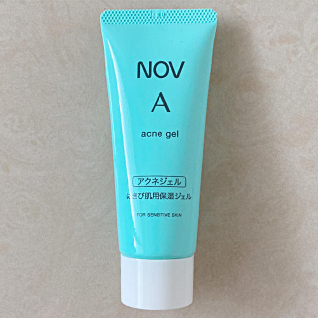 NOV(ノブ)のノブ A アクネジェル 40g コスメ/美容のスキンケア/基礎化粧品(保湿ジェル)の商品写真
