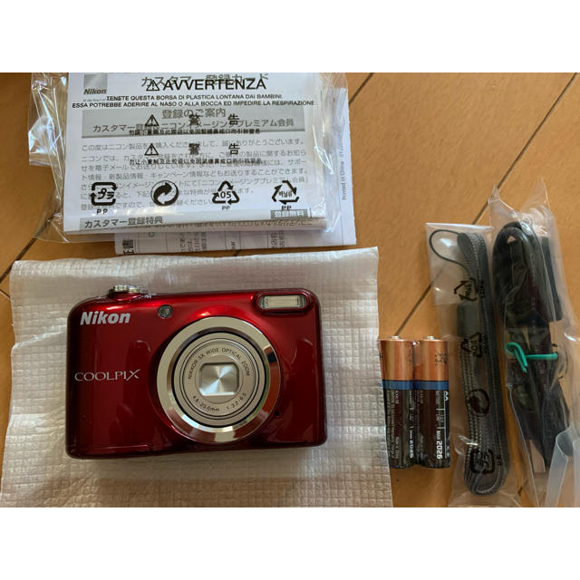 Nikon(ニコン)のNikon COOLPIX Affinity COOLPIX A10 RED スマホ/家電/カメラのカメラ(コンパクトデジタルカメラ)の商品写真