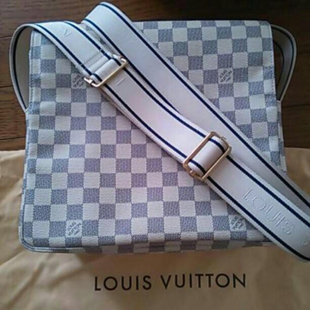 LOUIS VUITTON(ルイヴィトン)のルイヴィトン ナヴィグリオ 超美品 レディースのバッグ(ショルダーバッグ)の商品写真