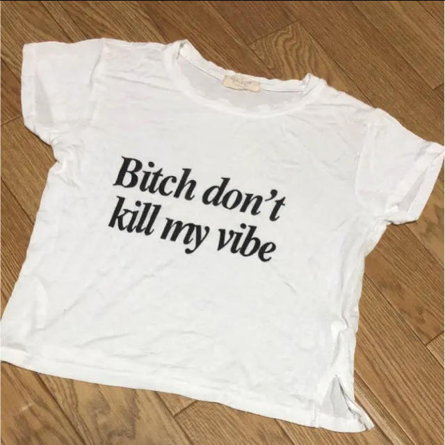 Brandy Melville(ブランディーメルビル)のクロップTシャツ レディースのトップス(Tシャツ(半袖/袖なし))の商品写真