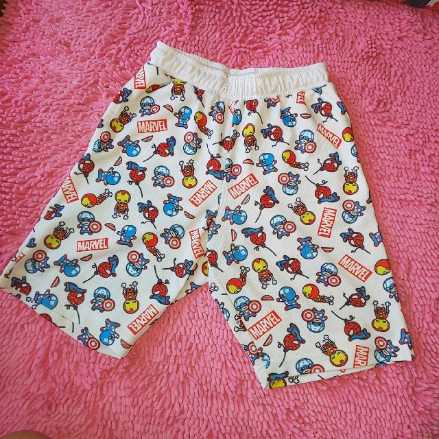 MARVEL(マーベル)の専用 MARVELハーフパンツ１５０ キッズ/ベビー/マタニティのキッズ服男の子用(90cm~)(パンツ/スパッツ)の商品写真