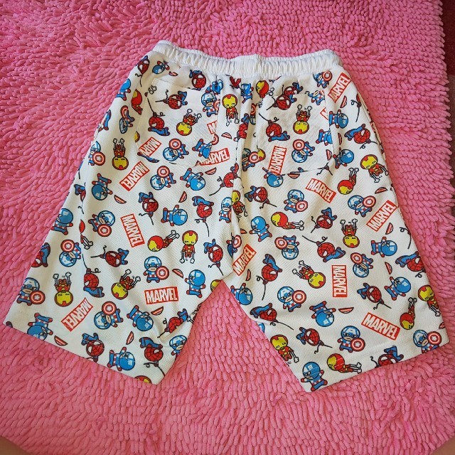 MARVEL(マーベル)の専用 MARVELハーフパンツ１５０ キッズ/ベビー/マタニティのキッズ服男の子用(90cm~)(パンツ/スパッツ)の商品写真