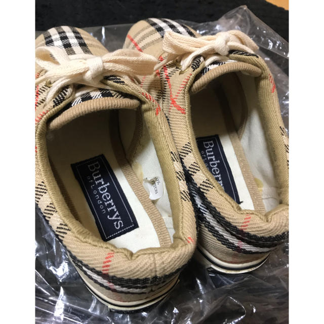 BURBERRY(バーバリー)のBurberry 子供用シューズ21cm ノヴァチェックガラ‼️ キッズ/ベビー/マタニティのキッズ靴/シューズ(15cm~)(スニーカー)の商品写真