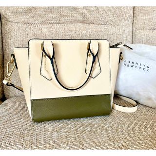 バーニーズニューヨーク(BARNEYS NEW YORK)の【再再値下げ‼︎】BARNEYS NEWYORK ショルダーバッグ(ショルダーバッグ)