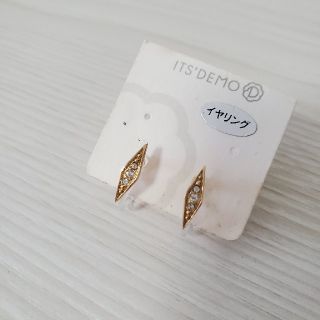 イッツデモ(ITS'DEMO)の新品　イヤリング(イヤリング)