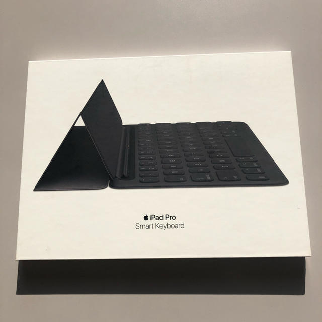 Apple(アップル)のSmart Keyboard iPad Pro10.5インチ用 スマホ/家電/カメラのPC/タブレット(PC周辺機器)の商品写真