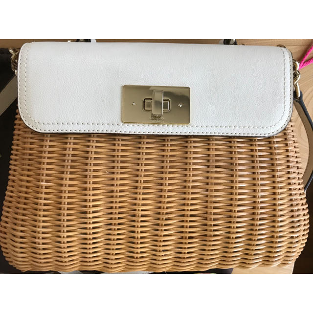 kate spade new york(ケイトスペードニューヨーク)のyawarakan様専用♠︎ kate spade  ケイトスペード かごバッグ レディースのバッグ(かごバッグ/ストローバッグ)の商品写真