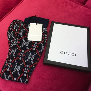 グッチ(Gucci)のGUCCI グッチ ハイソックス  未使用 紺色 箱付き(ソックス)