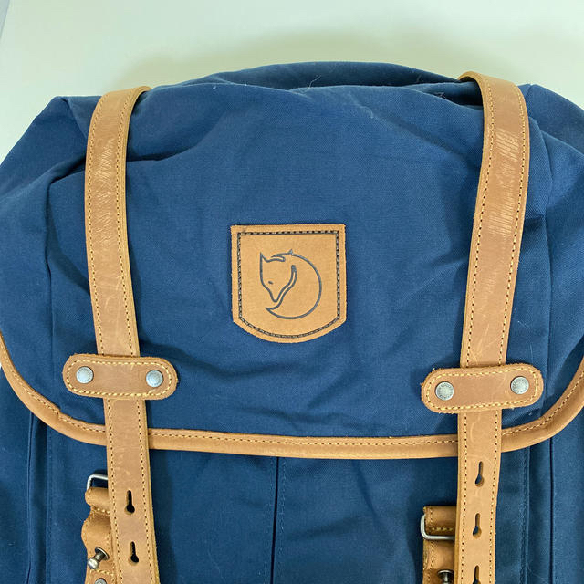 FJALL RAVEN(フェールラーベン)のFJALL RAVEN  Rucksack No.21 Medium レディースのバッグ(リュック/バックパック)の商品写真