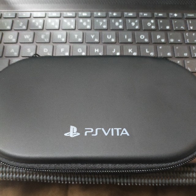 SONY PlayStationVITA 本体  PCH-2000 ZA11 3