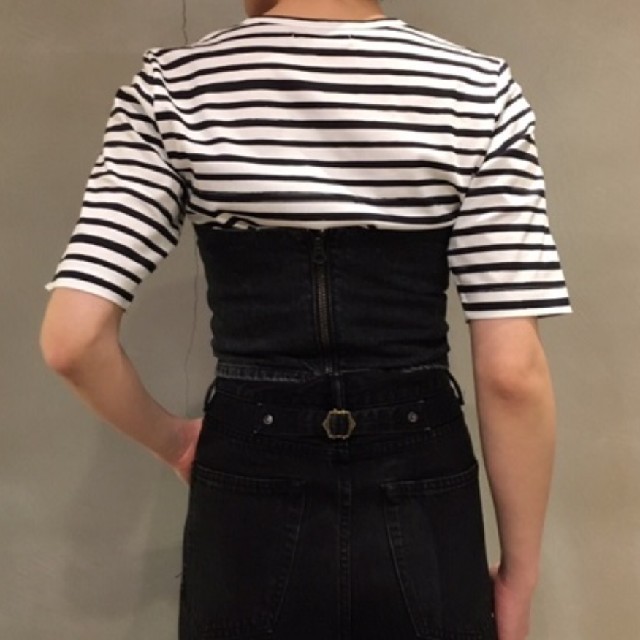 holiday(ホリデイ)のHOLIDAY☆HIGH WAIST WIDE DENIM（カットオフ） レディースのパンツ(デニム/ジーンズ)の商品写真