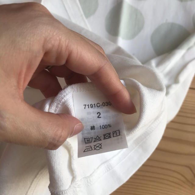 NATURAL LAUNDRY(ナチュラルランドリー)のナチュラルランドリー りんごドット レディースのトップス(Tシャツ(半袖/袖なし))の商品写真