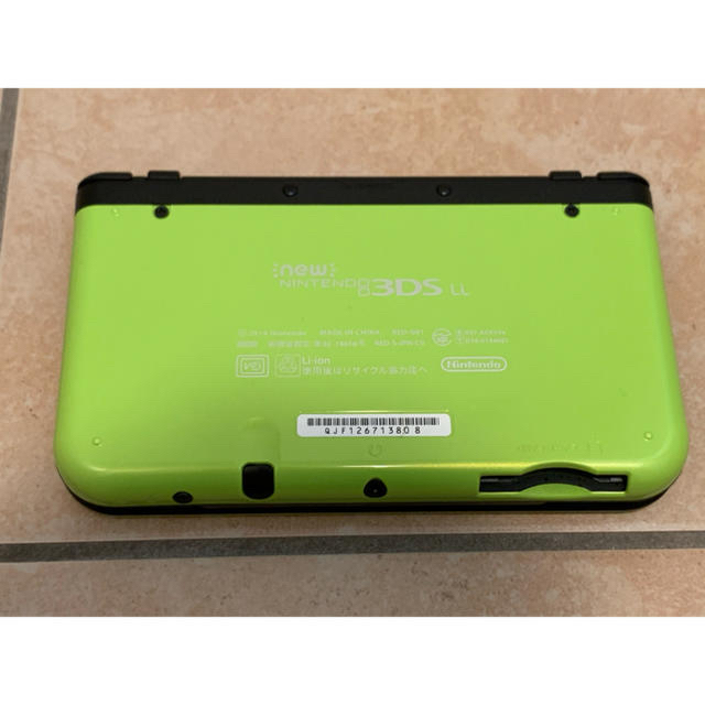 Newニンテンドー3DS LL ライム×ブラック 美品 2