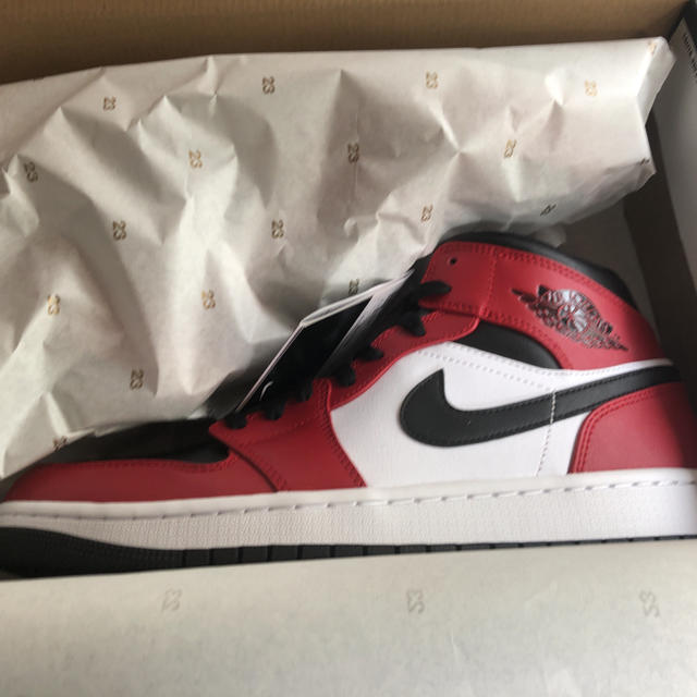 NIKE AIR JORDAN 1 MID CHICAGO BLACK TOE