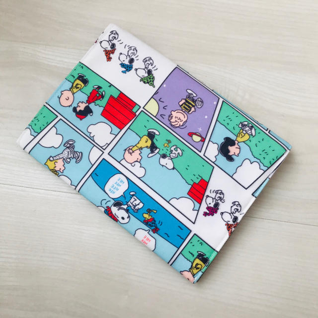 SNOOPY(スヌーピー)の《handmade》マルチケース　母子手帳入れ　通帳入れ ハンドメイドのファッション小物(ポーチ)の商品写真