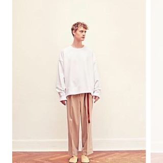 サンシー(SUNSEA)のyoke 19ss 1tuck wide trousers(スラックス)